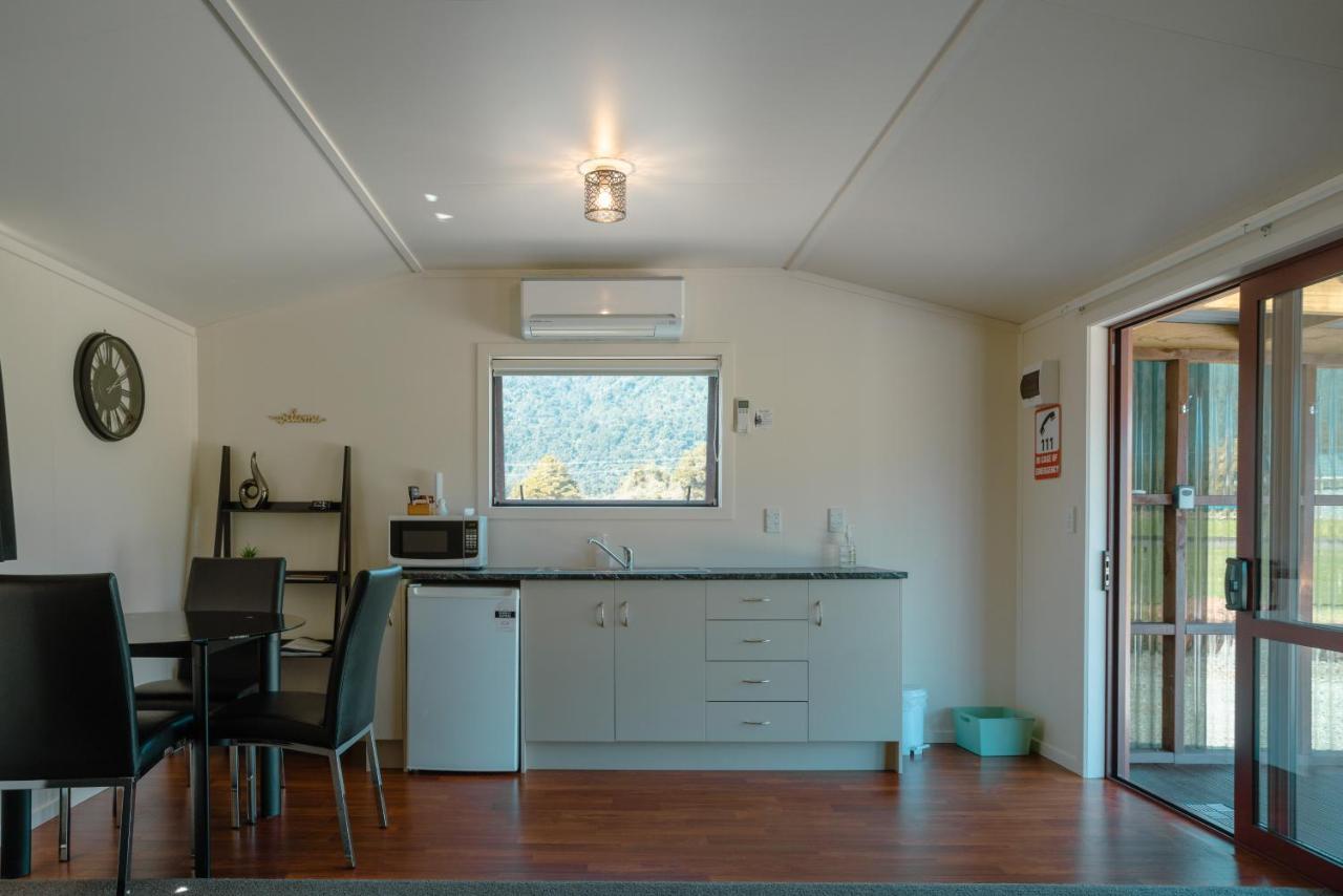 Te Awa Cottages Franz Josef Bagian luar foto